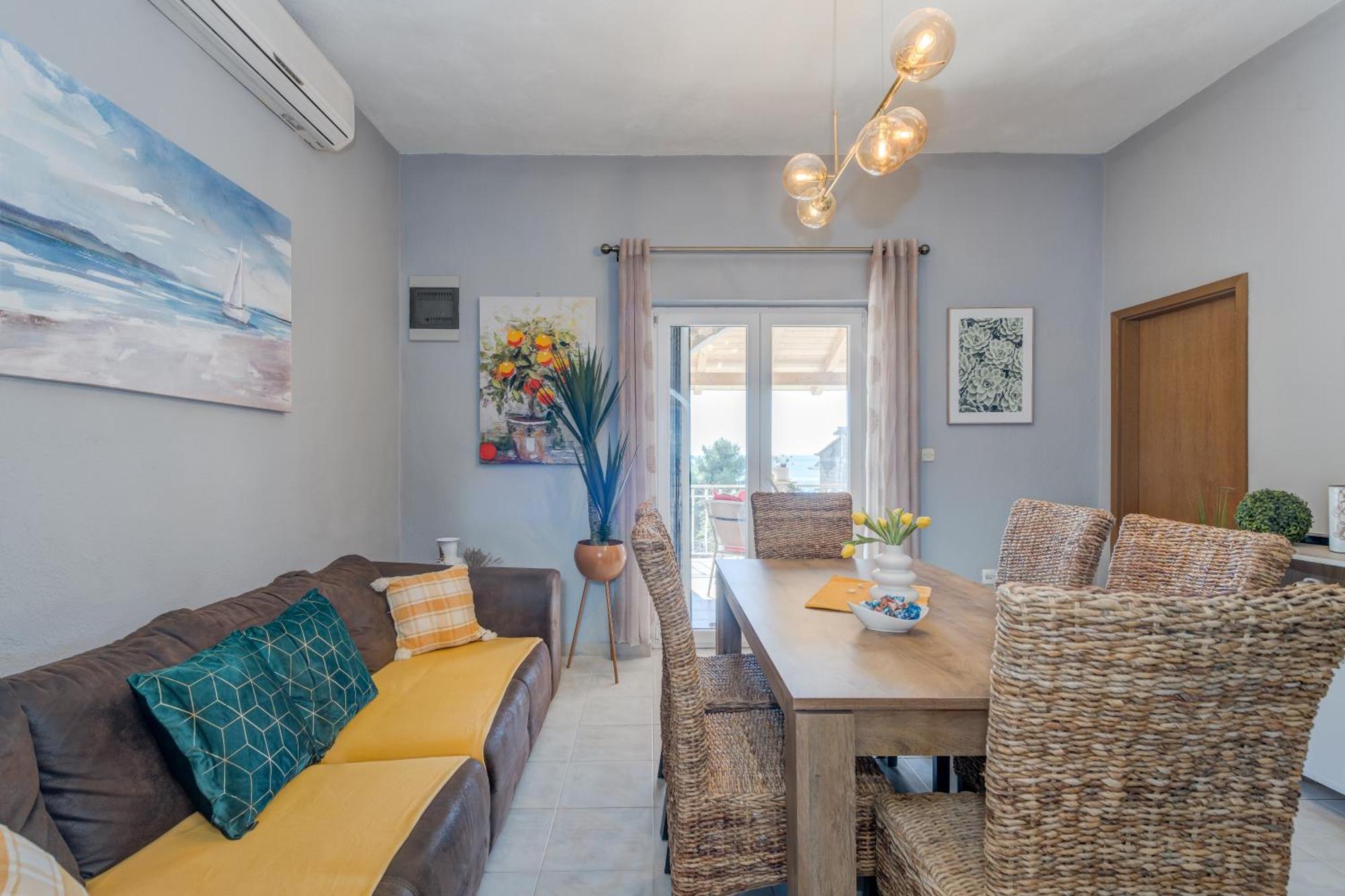 Apartment Blue Paradise 2 *